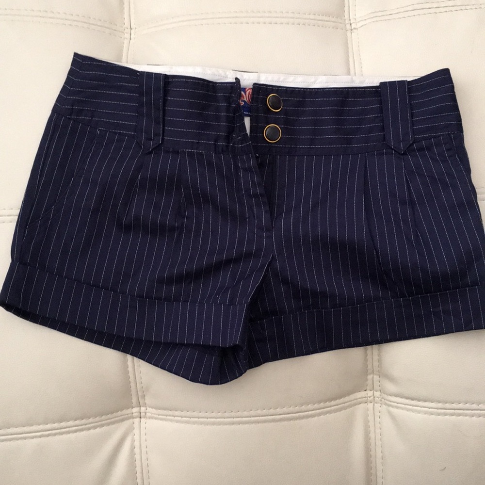 Pin strip short